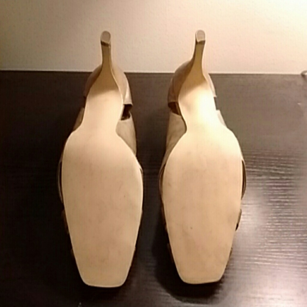 Shoes - Picture 3 of 3